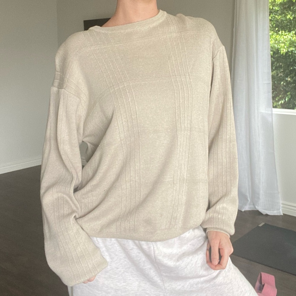 Geoffrey Beene Sweater - Picture 3 of 12